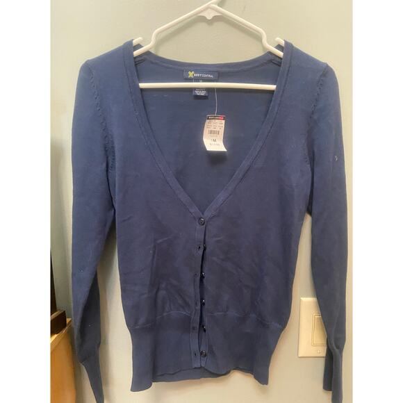 Body Central Tops - Body central women’s blue sweater size medium